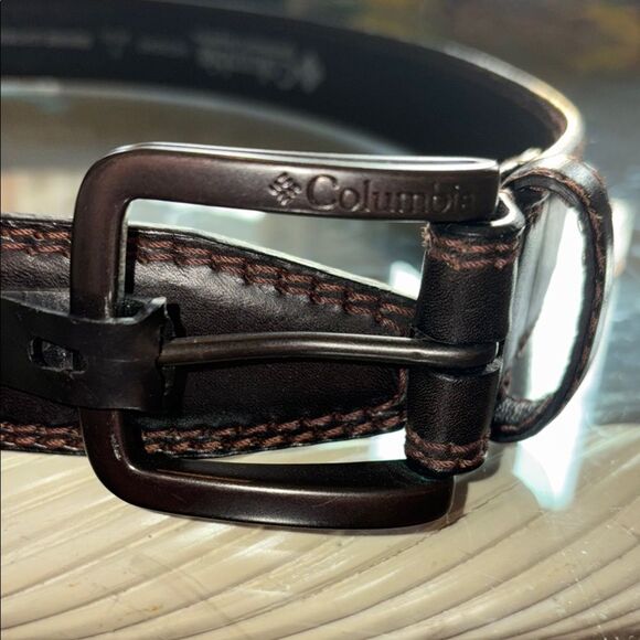 Columbia Brown Leather Belt 30-32 - Picture 3 of 6